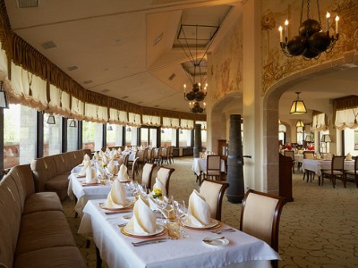 “Citadel Inn” Hotel & Resort